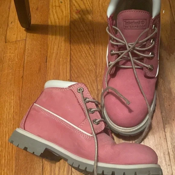 Pink Timberland boots - Picture 2 of 6
